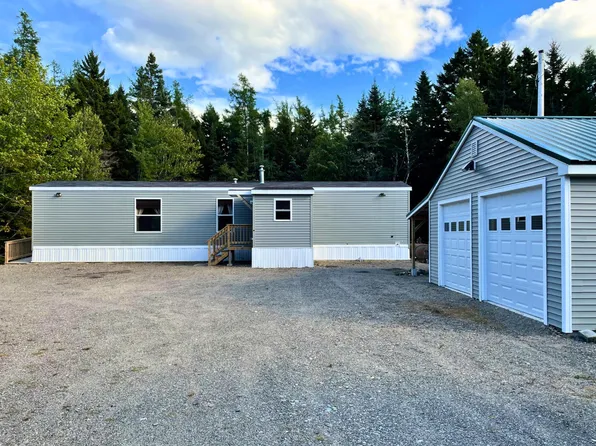 318 County Road, Lubec, ME 04652