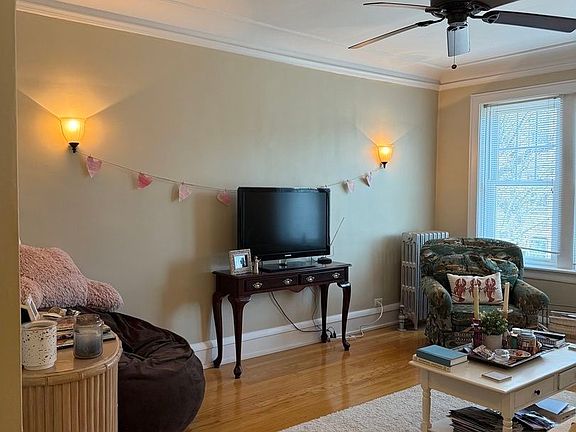5th image of 803 Elmwood Ave #3E