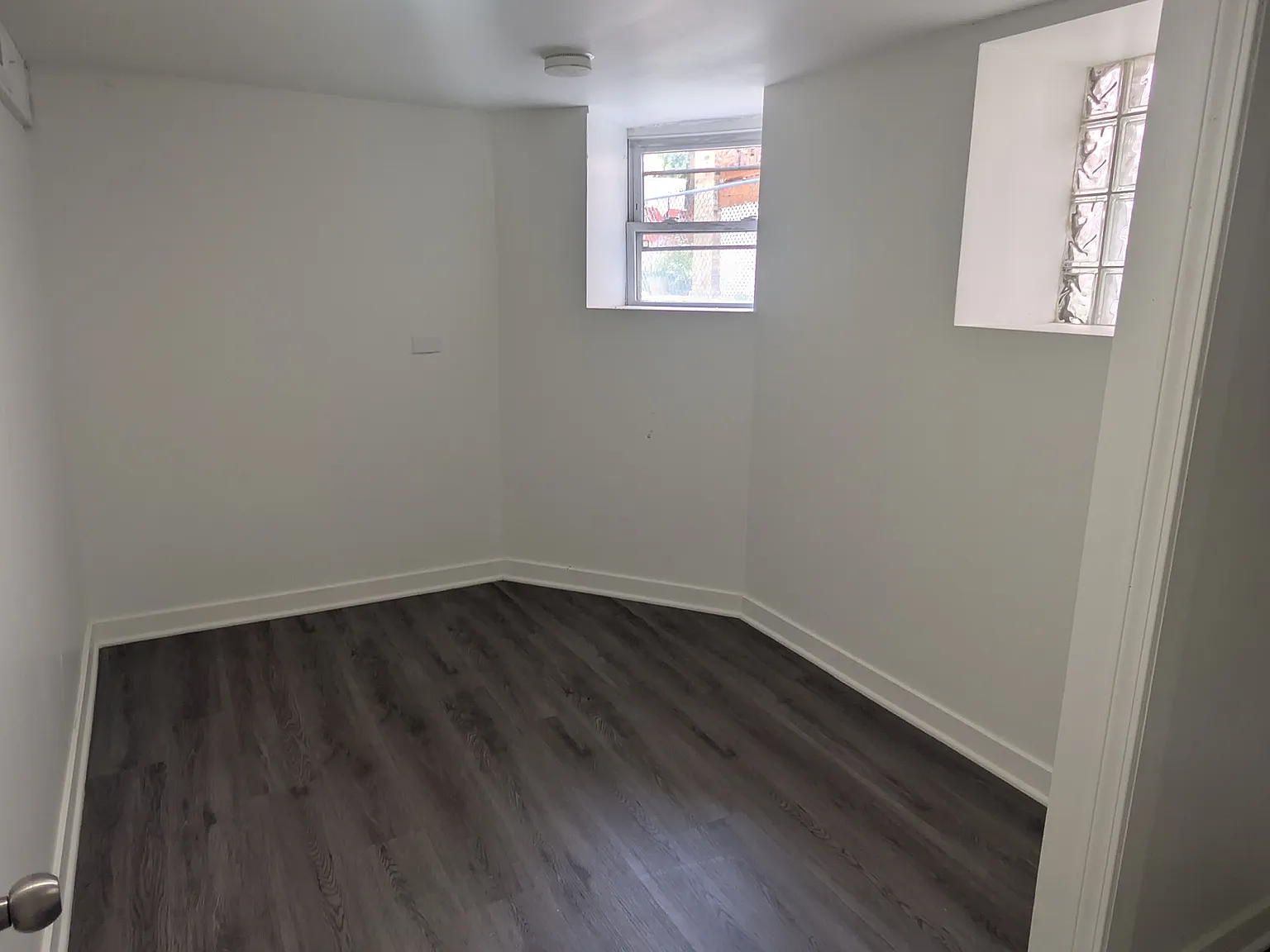 2 bed, 700 sqft, $1,500 — Photo 4
