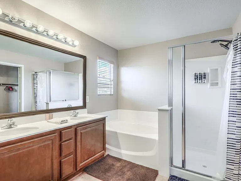 5663 Artesia Lake Ct — Photo 12