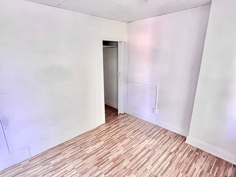 1411 W Liberty St — Photo 10