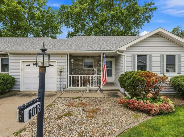 601 S 3rd St #B, Fisher, IL 61843