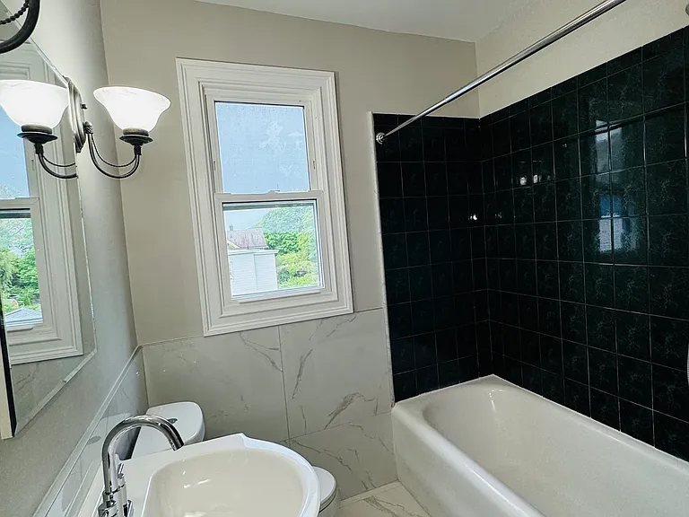 52 Howard Ave #3 — Photo 7