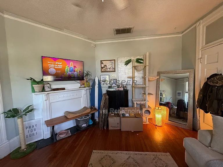 221 Congress St #5 — Photo 4