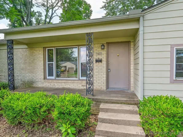 1422 E 52nd St, Tulsa, OK 74105