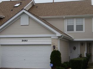 5490 Ridge Xing, Hanover Park, IL 60133