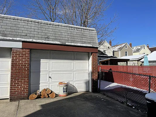 Sold by Asset CRG Advisors, LLC | media 30