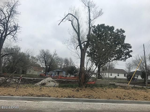 1st image of 1631 Iowa Ave