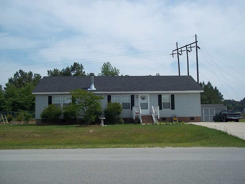 Beautiful Well Maintained Modular Home