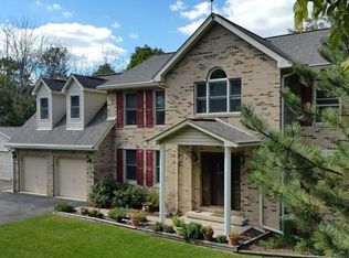 415 Munntown Rd, Eighty Four, PA 15330