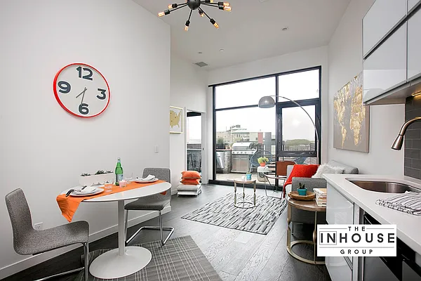 Sold by The InHouse Group | media 17