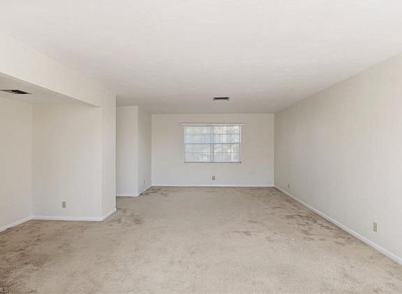 3rd image of 4766 West Blvd #F-201