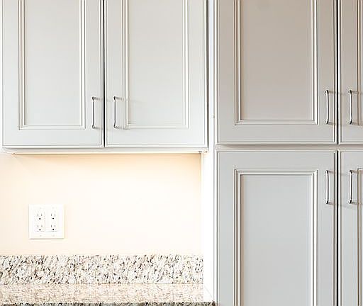 5th image of 315 2nd St APT 202