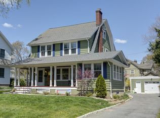 11 Roswell Ter, Glen Ridge, NJ 07028