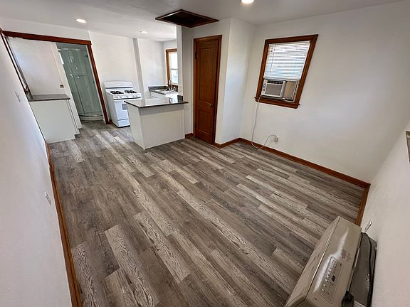 2nd image of 310-316 E Mesa Ave