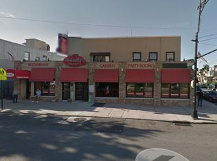 7117 Grand Ave, Maspeth, NY 11378