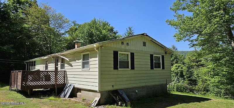 5th image of 151 Olmstedville Road