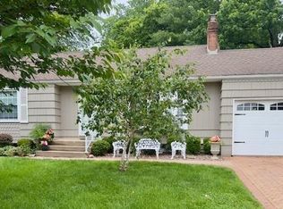 6970 Tomahawk Rd, Prairie Village, KS 66208