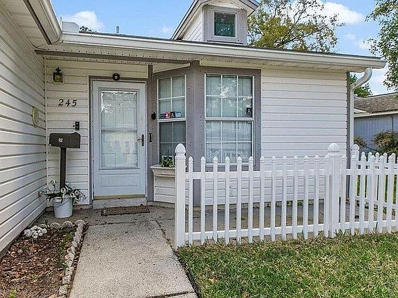 2nd image of 245 Aquarius Cir N