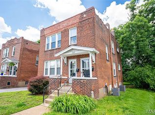 1323 Woodland Dr, Saint Louis, MO 63117