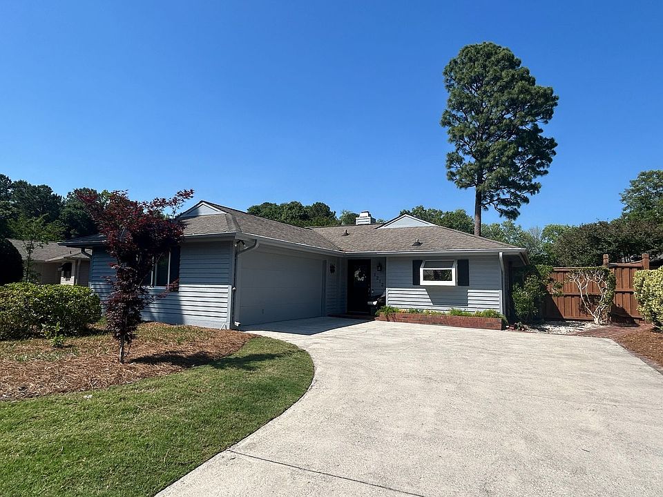 1st image of 1213 Bayside Cir W