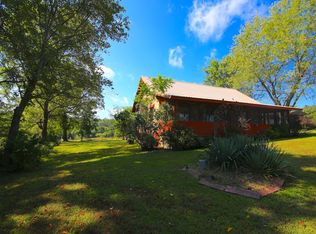 3326 Rr 3, Thayer, MO 65791