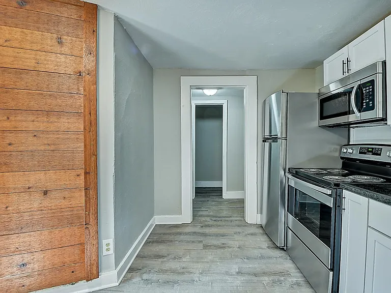 1023 S State Ave #1 — Photo 11