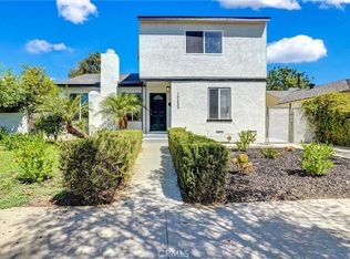 19549 Schoolcraft St, Reseda, CA 91335