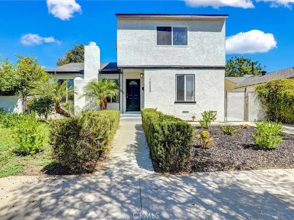 19549 Schoolcraft St, Reseda, CA 91335
