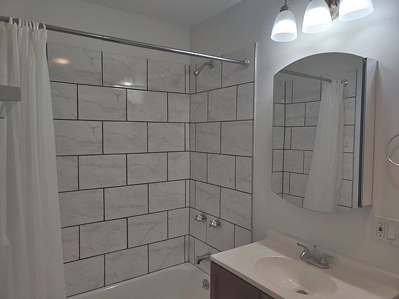 5th image of 2801 W Waveland Ave APT 2A