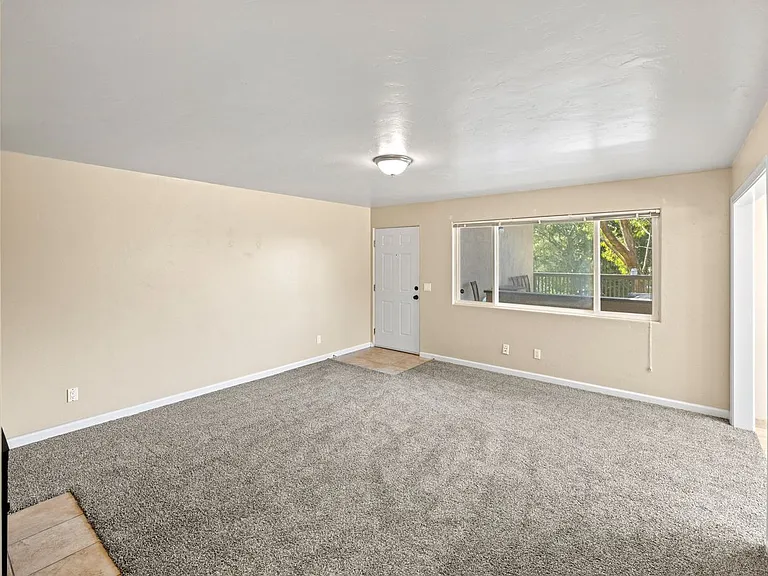The Garden Apartments — Photo 12