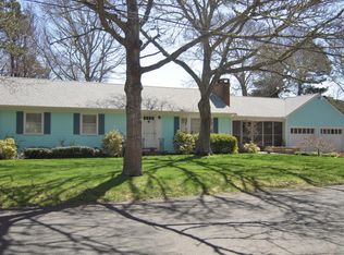 4 Bob White Ln, South Dennis, MA 02660