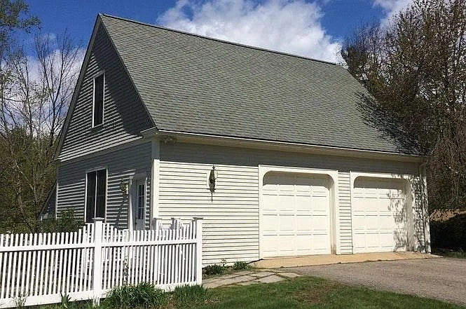 76 Walnut St — Photo 2