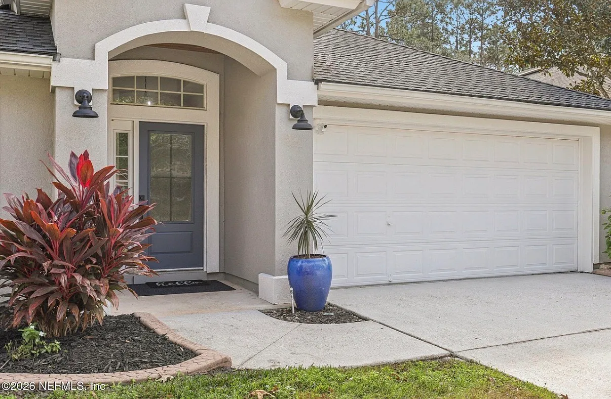 3 bed, 1669 sqft, $2,800 — Photo 2