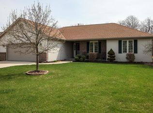 1305 Firethorn Dr, West Bend, WI 53090