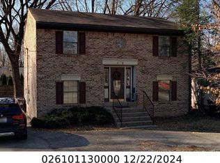 418 Lyndon Ln, Lyndon, KY 40222