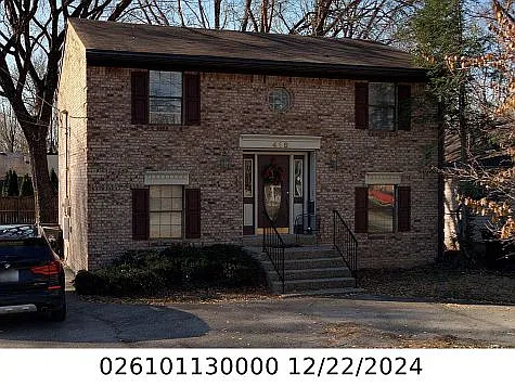 418 Lyndon Ln Photo 1