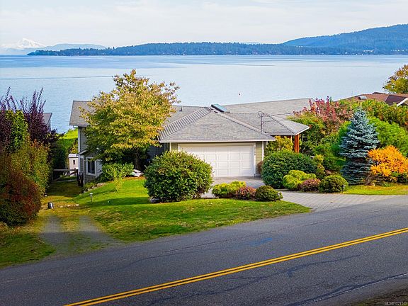2nd image of 2509 Mill Bay Rd