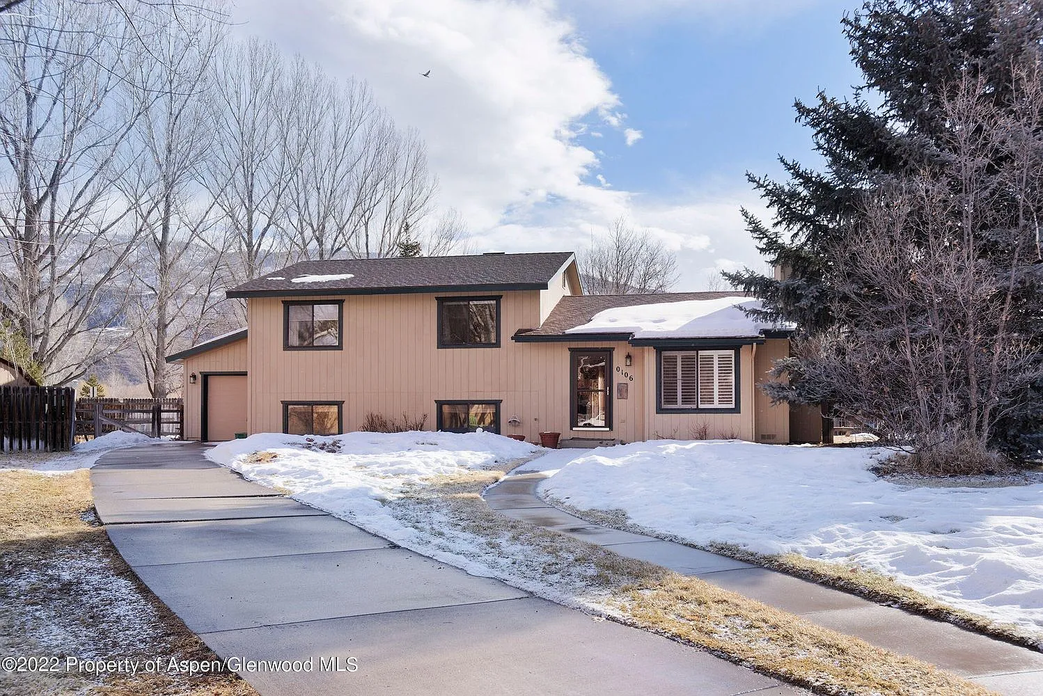 3 bed, 2083 sqft, $6,300 — Photo 2