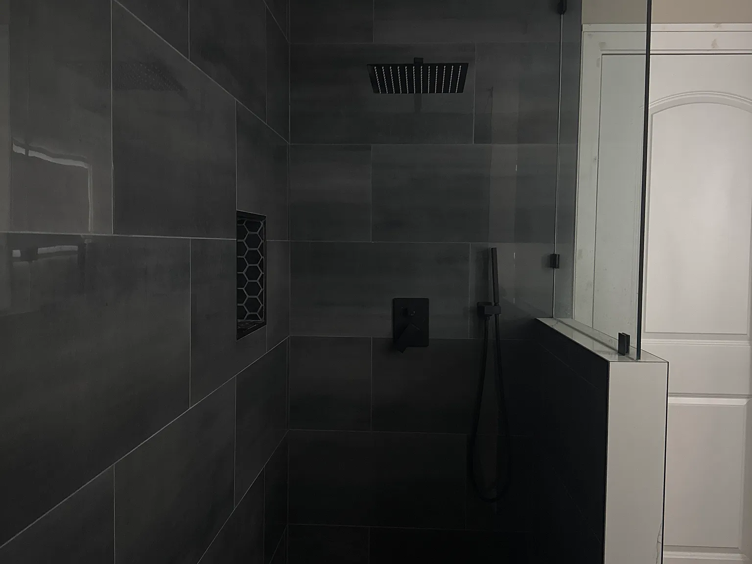 4 bed, 1700 sqft, $3,400 — Photo 3