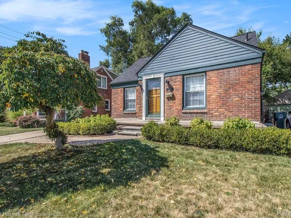 3225 Royal Ave, Berkley, MI 48072