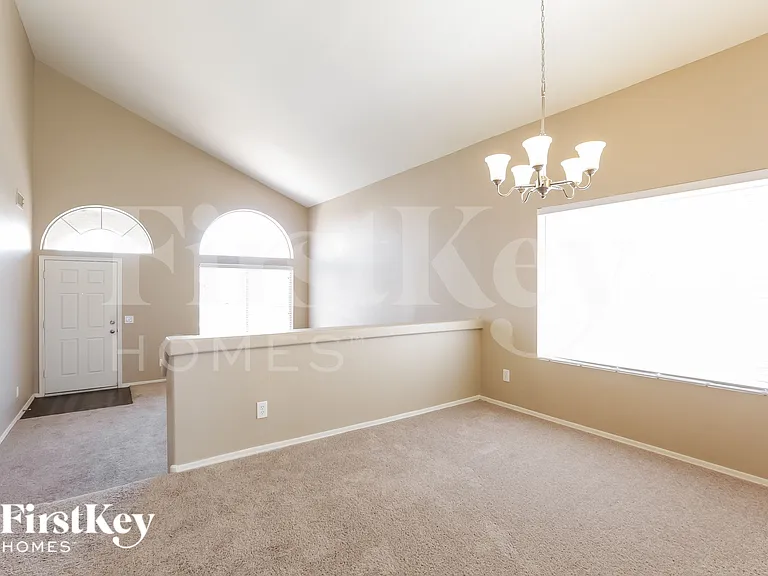 11009 W Frier Dr — Photo 5
