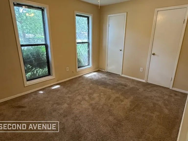 6384 Oak Park Dr — Photo 4