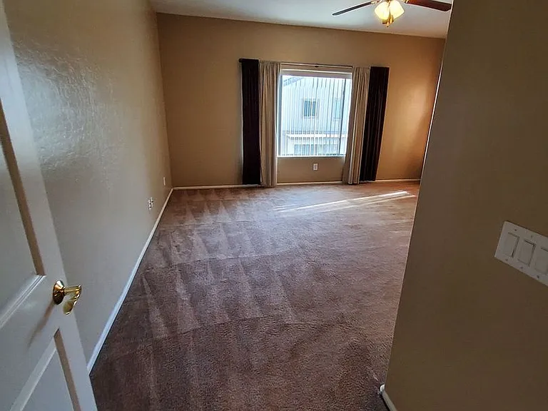17421 W Papago St — Photo 10