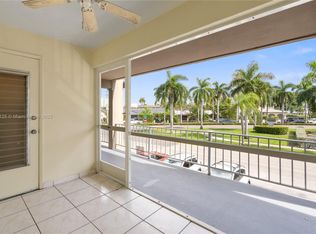 300 Layne Blvd APT 212, Hallandale, FL 33009
