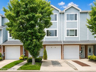 29 Pembrook Loop, Staten Island, NY, 10309