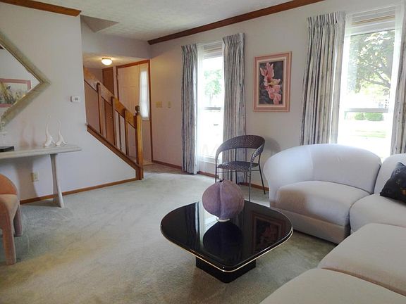 5th image of 4830 Leybourne Dr
