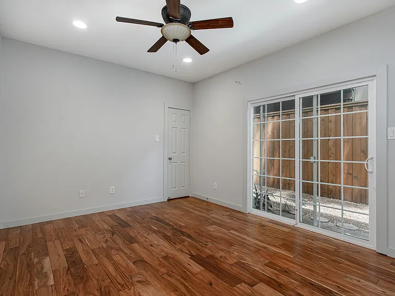 6210 Oram St #5 — Photo 13