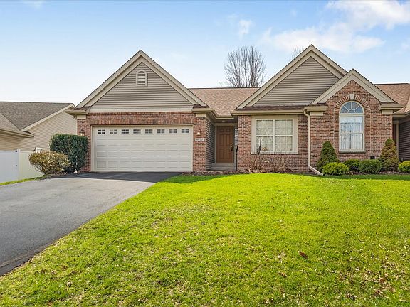 2nd image of 6625 Sawgrass Dr #1
