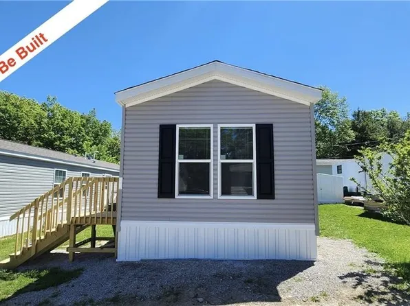 8323 Eagle Rd #41, Willoughby, OH 44094